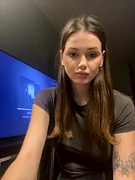 SoShyEmmyyy online show from October 1, 5:41 pm