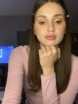 SoShyEmmyyy online show from October 14, 8:09 pm