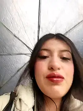 Snapshot of SALOME-28_ chatting on March 18, 1:47 pm SALOME-28 online show from March 18, 1:47 pm