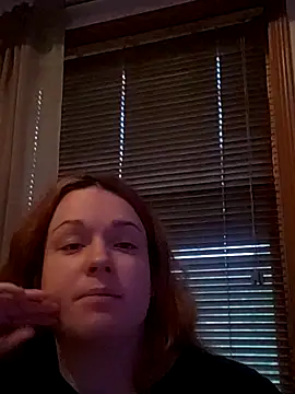 Snapshot of bigbutttmilf chatting on September 24, 11:46 am bigbutttmilf online show from September 24, 11:46 am