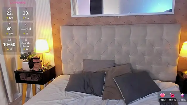 liam twiink online show from October 29, 7:59 pm