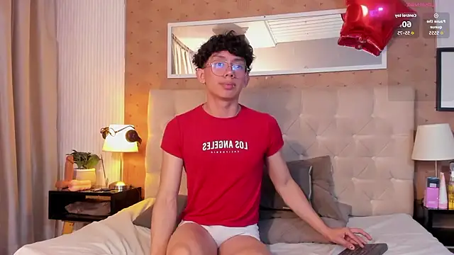 liam twiink online show from March 7, 3:25 am