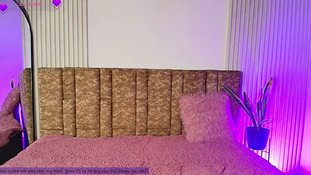 Missdionne curly online show from March 2, 11:17 am