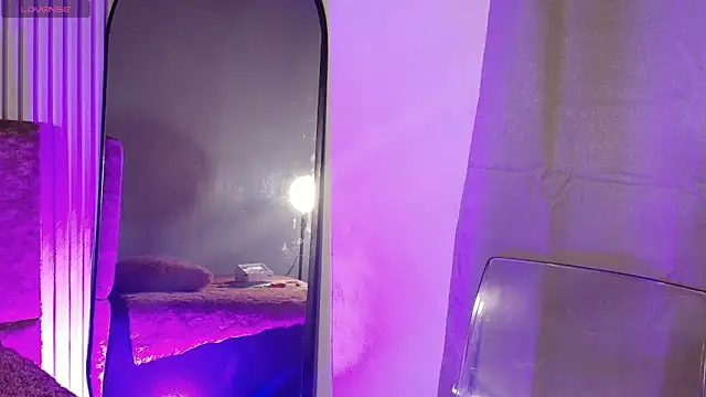 Missdionne curly online show from March 26, 10:21 am