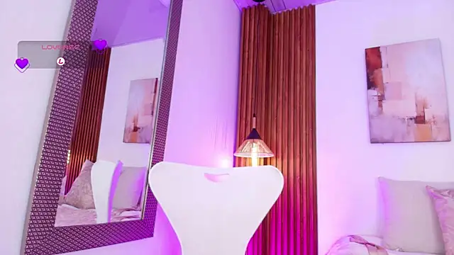 EvaGoddess  online show from April 11, 4:11 pm