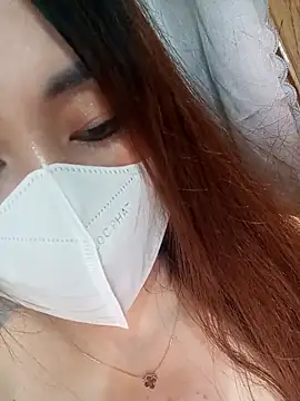 Snapshot of zuzuuLy chatting on October 25, 4:02 pm zuzuuLy online show from October 25, 4:02 pm