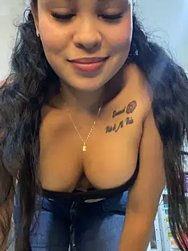 FOX LATINA online show from April 7, 12:22 am