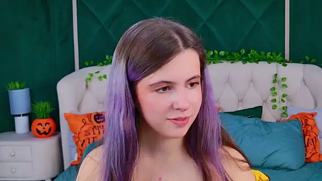 Akira Halls online show from October 27, 9:19 pm