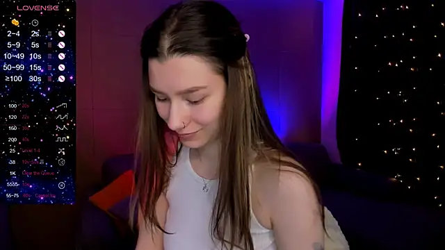 Snapshot of LinaBlossom_ chatting on March 5, 4:52 am LinaBlossom online show from March 5, 4:52 am