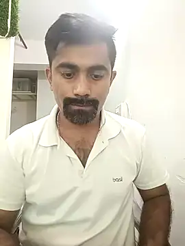 Snapshot of Shergillvicky69 chatting on October 3, 7:49 am Shergillvicky69 online show from October 3, 7:49 am