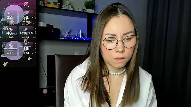 fun nd bun online show from September 29, 1:55 am