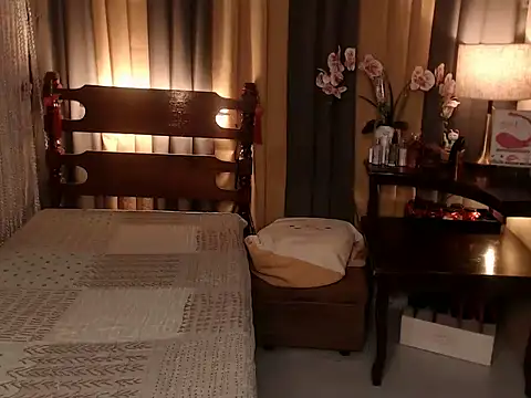 Jastine hunk online show from February 2, 1:37 am