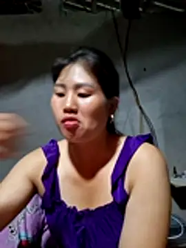 Snapshot of diamond-- chatting on June 30, 12:50 pm diamond-- online show from June 30, 12:50 pm