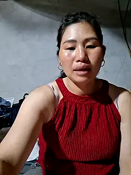 Snapshot of diamond-- chatting on July 4, 1:28 pm diamond-- online show from July 4, 1:28 pm