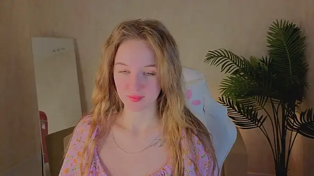 kianawhite online show from January 13, 1:11 am