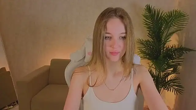 kianawhite online show from February 25, 8:35 am