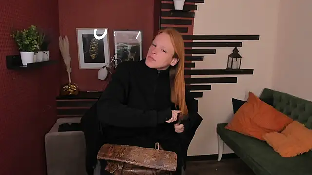 ChloeValentinee online show from October 14, 11:22 am