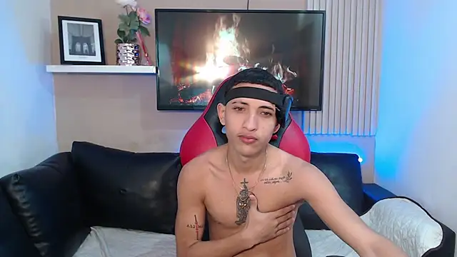 Snapshot of DEIV2_ chatting on November 25, 6:41 pm DEIV2 online show from November 25, 6:41 pm