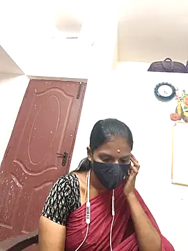 Tamil Yalini12 online show from April 10, 10:58 pm