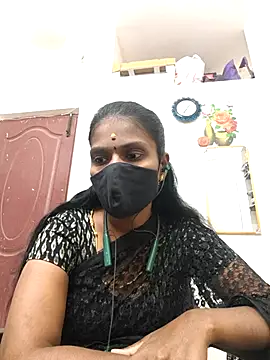 Snapshot of Tamil_Yalini12 chatting on May 14, 1:40 pm Tamil Yalini12 online show from May 14, 1:40 pm