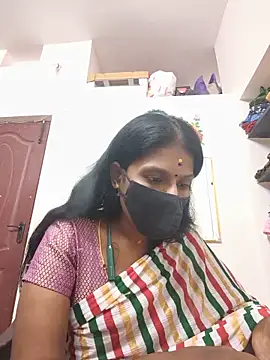 Snapshot of Tamil_Yalini12 chatting on May 27, 2:14 pm Tamil Yalini12 online show from May 27, 2:14 pm