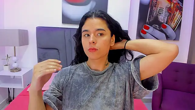 Angel Dustts online show from October 24, 7:21 pm