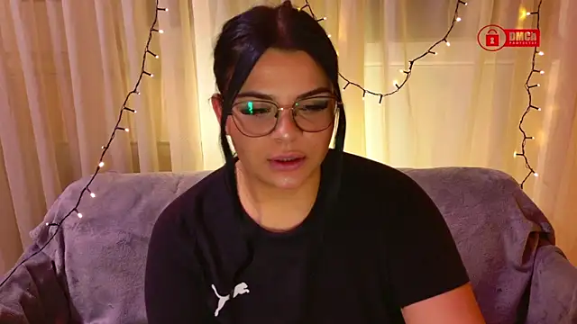 ThiccMady online show from December 14, 7:51 pm