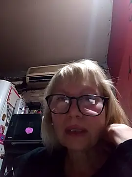 Snapshot of beautifulsexy69_2023 chatting on September 21, 2:57 am beautifulsexy69 2023 online show from September 21, 2:57 am