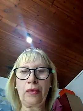 Snapshot of beautifulsexy69_2023 chatting on September 29, 1:00 am beautifulsexy69 2023 online show from September 29, 1:00 am