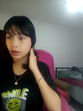 xoxo milk online show from November 8, 6:40 pm