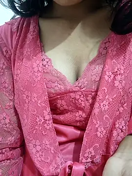 anayahotty online show from October 6, 6:05 pm