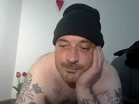 Snapshot of hhhxxx1177 chatting on October 30, 1:51 am hhhxxx1177 online show from October 30, 1:51 am