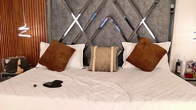 Dafne  Ruiz online show from October 22, 1:55 pm