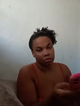 Snapshot of PrettahSantos chatting on July 3, 12:22 pm PrettahSantos online show from July 3, 12:22 pm