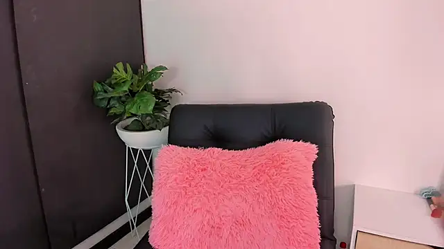 Snapshot of Electra_Harding chatting on October 16, 9:27 pm Electra Harding online show from October 16, 9:27 pm