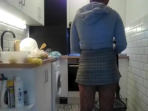 HotLenaX online show from October 24, 10:50 pm