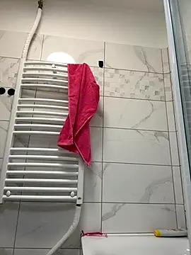 HotLenaX online show from November 3, 5:25 pm