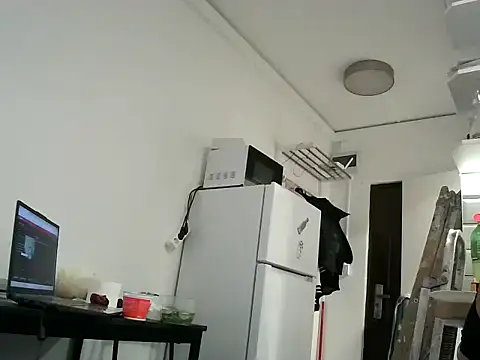 HotLenaX online show from November 21, 9:30 am