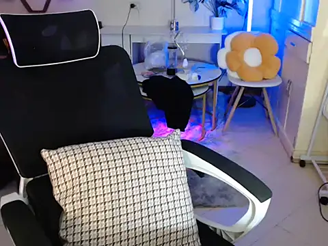 niel cumshow online show from December 19, 8:16 pm