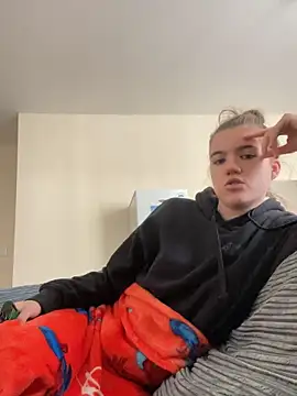 Lucy-XXX- online show from October 4, 12:36 pm