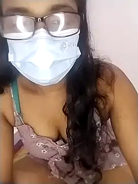 Snapshot of sexybolegirl chatting on February 2, 5:55 pm sexybolegirl online show from February 2, 5:55 pm