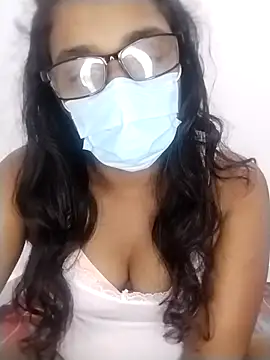 Snapshot of sexybolegirl chatting on March 6, 6:59 pm sexybolegirl online show from March 6, 6:59 pm
