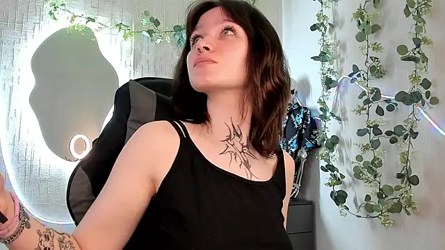 Elastikisss online show from April 15, 7:37 am