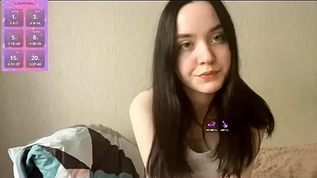 Snapshot of VividSienna chatting on October 9, 11:41 am VividSienna online show from October 9, 11:41 am