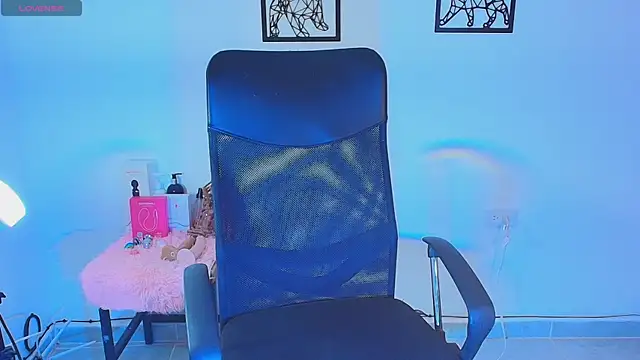 Natty Reyes online show from January 9, 8:54 pm