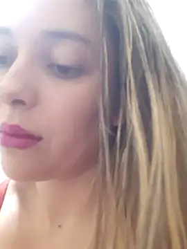 lindsay-rosee online show from October 1, 1:39 pm