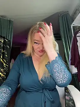 Sweet-blonde online show from April 7, 10:53 pm