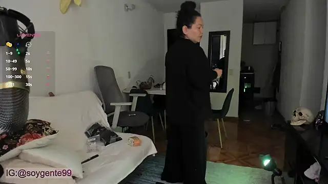 Snapshot of Chubby_Licius chatting on October 9, 11:03 pm Chubby Licius online show from October 9, 11:03 pm