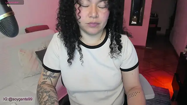 Chubby Licius online show from November 3, 11:59 pm