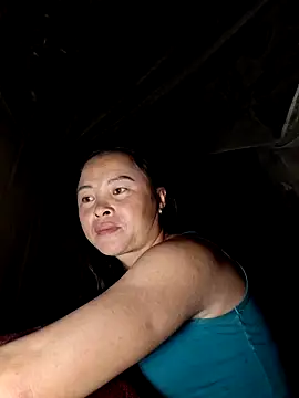 xuxulovezz online show from October 7, 1:19 pm